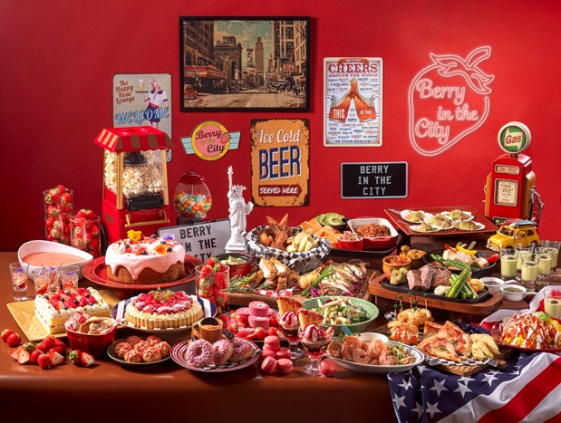 『Berry in the City ～ニューヨークの街角気分を愉しむストロベリースイーツ&ディナービュッフェ』